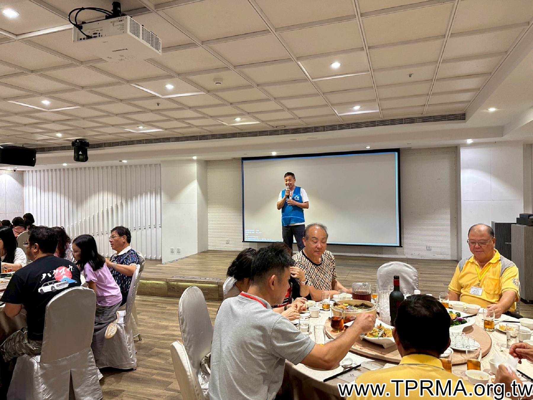 LINE ALBUM 20251108 251117 246