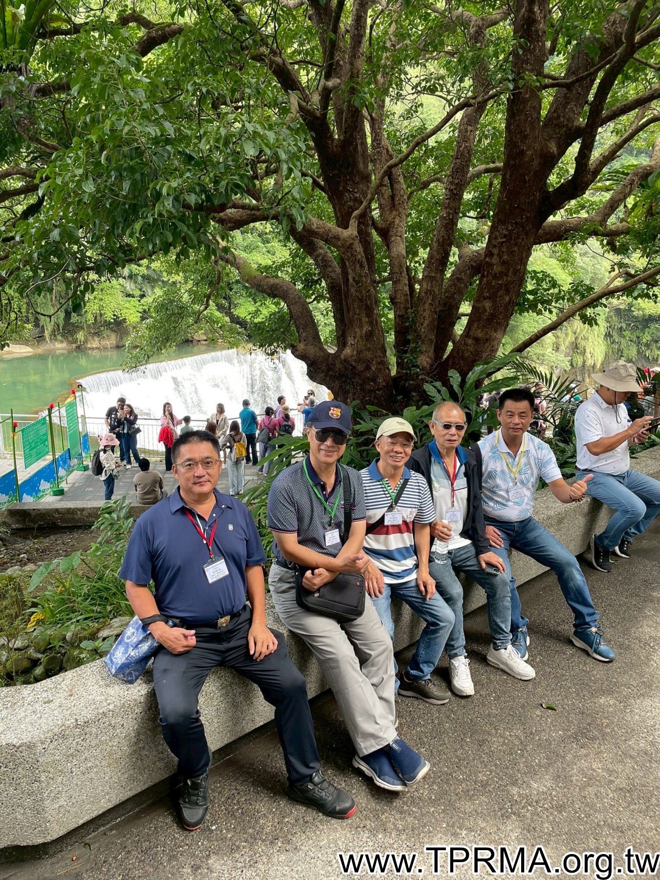 LINE ALBUM 20251108 251117 459