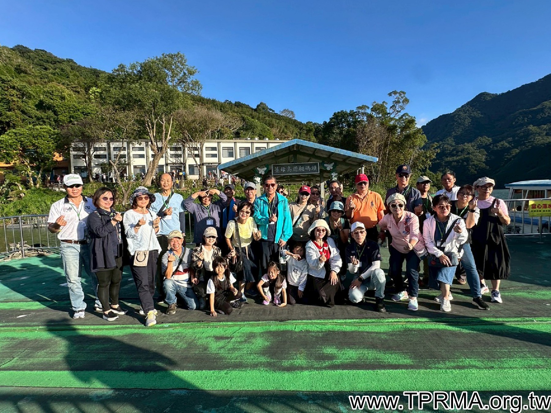 LINE ALBUM 20251108 251117 564